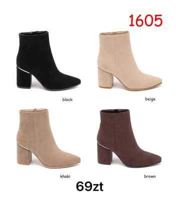 Botki damskie 7A1605.KOLORDOWYBORU (36/41,12par)