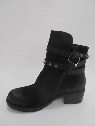 Botki damskie 7AST69.BLACK Ocieplane (36/41,12par)