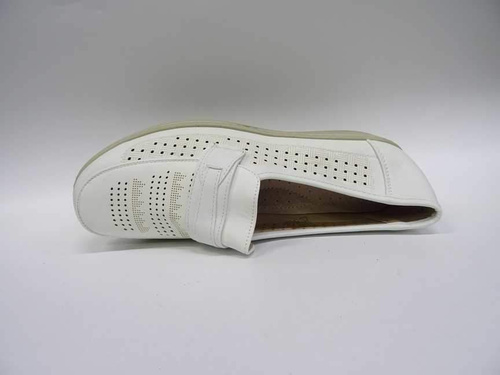Półbuty damskie 7A8609-8.WHITE (36/42,12par)