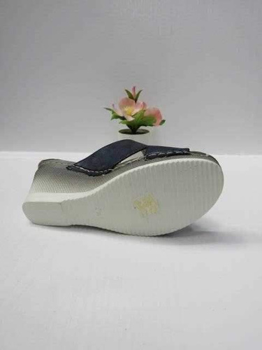 Klapki damskie 7A0521.NAVY (36/41,8par)