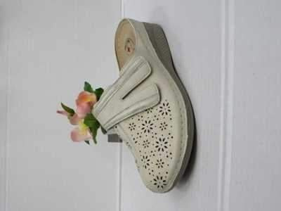 Klapki damskie 7AJH1-5.BEIGE (36/41,12par)