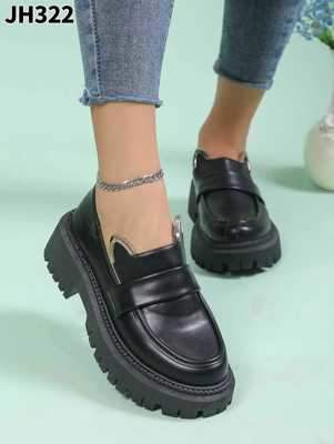 Półbuty damskie 7AJH322.BLACK (36/41,12par)