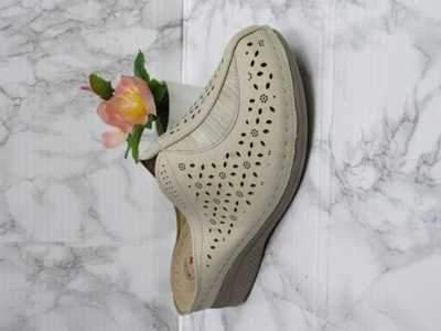 Klapki damskie 7AJH1-1.BEIGE (36/41,12par)