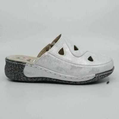 Klapki damskie KS15A-7.SILVER (36/41,8par)