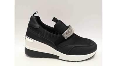 Buty sportowe damskie 7ASX23.BLACK (36/41,12par)