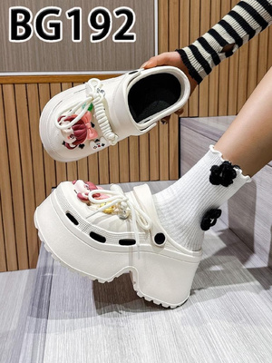 Klapki damskie 7AM397.BEIGE (36/41,12par)