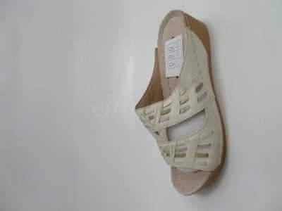 Klapki damskie 7A5065-7.BEIGE (36/41,12par)