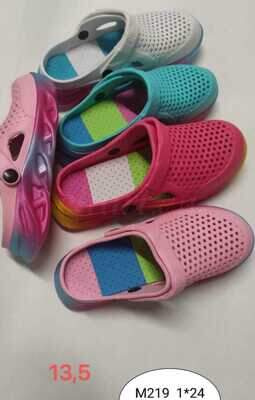 Klapki damskie 7AM219.MIX (37/42,24par)