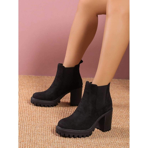 Botki damskie ocieplane 7ADA107.BLACK  (36/41,12par)