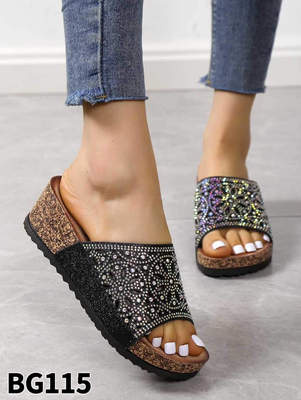 Klapki damskie 7ABG115.BLACK (36/41,12par)