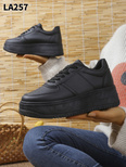 Buty sportowe damskie LA257.BLACK (36/41,12par)