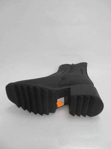 Botki damskie 7AQT33.BLACK Ocieplane (36/41,12par)