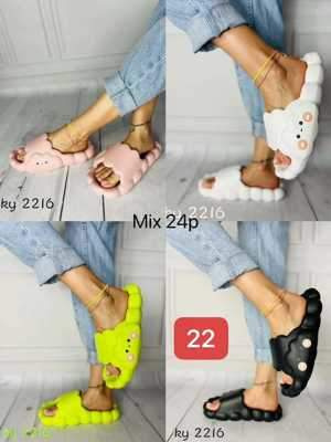 Klapki damskie 7AKY2216.MIX (37/42,24par)