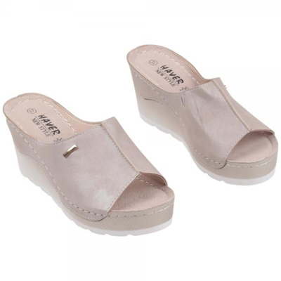 Klapki damskie DE04A-8.BEIGE (36/41,8par)