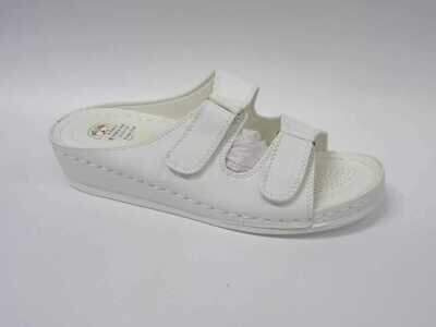 Klapki damskie 7AY508-8.WHITE (36/42,12par)
