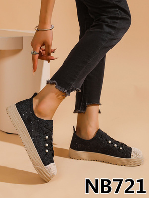 Trampki damskie NB721.BLACK (36/41,12par)