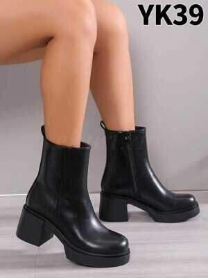 Botki damskie ocieplane 7AYK39.BLACK PU (36/41 ,12par)