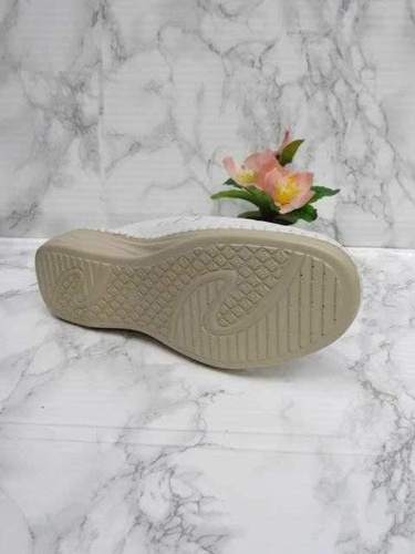 Klapki damskie 7AJH19-11.WHITE (36/41,12par)