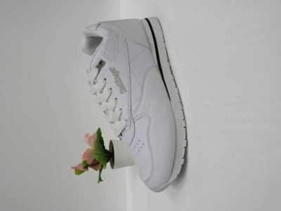 Buty sportowe damskie 7ASLA06.WHITE (37/41,12par)