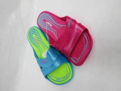 Klapki damskie 7A2246-12.MIX (36/41,18par)