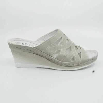 Klapki damskie 7ADE54-11.BEIGE (36/41,8par)