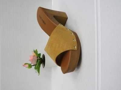 Klapki damskie 7AY053.CAMEL (36/41,12par)