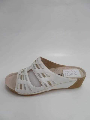 Klapki damskie 7A5065-3.WHITE (36/41,12par)