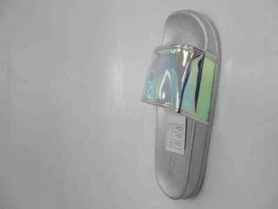 Klapki damskie 7AWF2037-16.SILVER (36/41,12par)