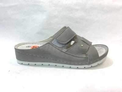 Klapki damskie 7ADE44A-2.SILVER (36/41,8par)