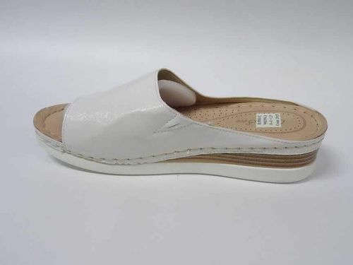 Klapki damskie 7AW8359-3.WHITE (36/41,12par)