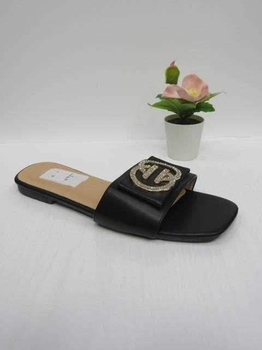 Klapki damskie 7AYU210.BLACK (36/41,12par)