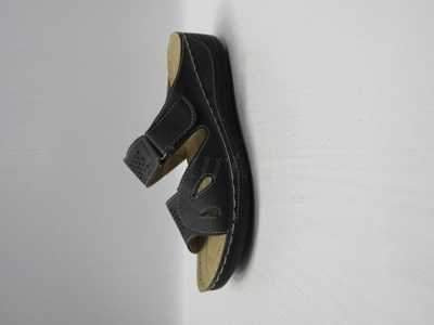 Klapki damskie 7A684-15.BLACK (36/42,12par)