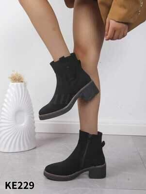 Botki damskie 7AKE229.BLACK (36/41,12par)