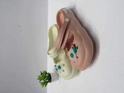 Klapki damskie  7A2308.MIX BL/WH/PI (36/41,24par)