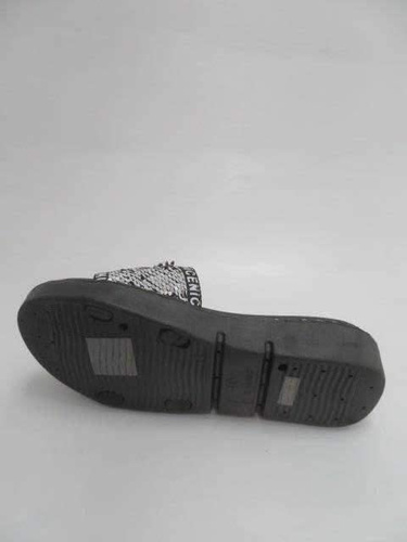 Klapki damskie 7AG582-02.BLACK/SILVER (36/41,12par)