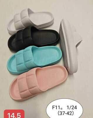 Klapki damskie 7AF11.MIX (37/42,24par)