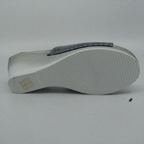 Klapki damskie DE80-4.GREY (36/41,8par)