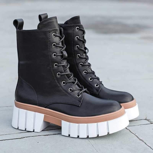 Botki damskie 7AJ20-25.BLACK Nieocieplane (36/41,12par)