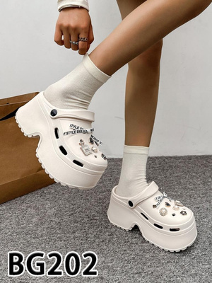 Klapki damskie BG202.BEIGE (36/41,12par)