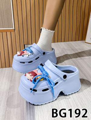 Klapki damskie BG192.BLUE (36/41,12par)