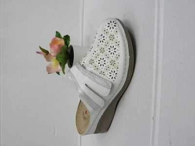 Klapki damskie 7AJH1-5.WHITE (36/41,12par)