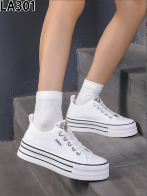 Buty sportowe damskie 7ALA301.WHITE (36/41,12par)