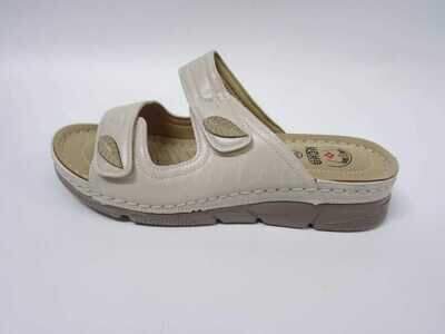 Klapki damskie 7A29787-2.BEIGE (36/41,12par)