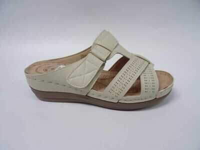 Klapki damskie 7ASG702-2.BEIGE (36/41,12par)