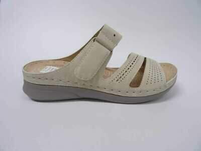 Klapki damskie 7AW6199-7.BEIGE (36/42,12par)