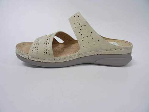 Klapki damskie 7AW6199-7.BEIGE (36/42,12par)