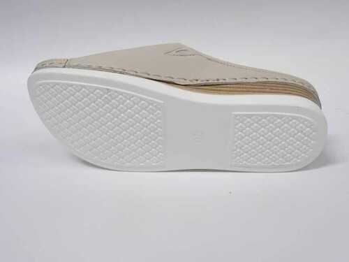 Klapki damskie 7AW8359-7.BEIGE (36/41,12par)